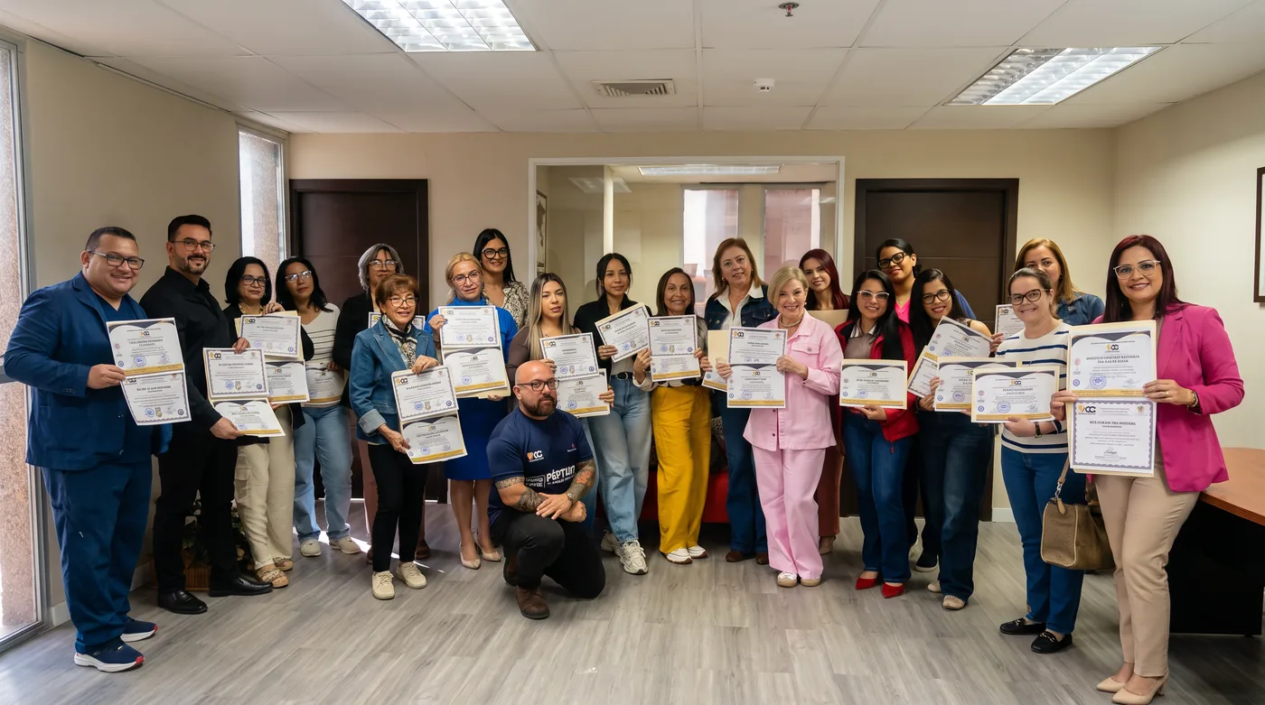 Entrega de certificados del programa de formación